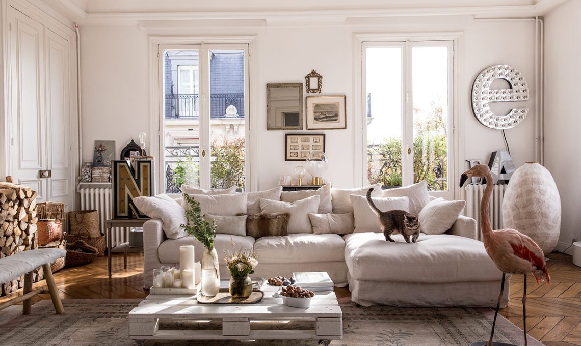 Il divano realizzato con i pallet e tante altre idee per for Idee per arredare casa classica