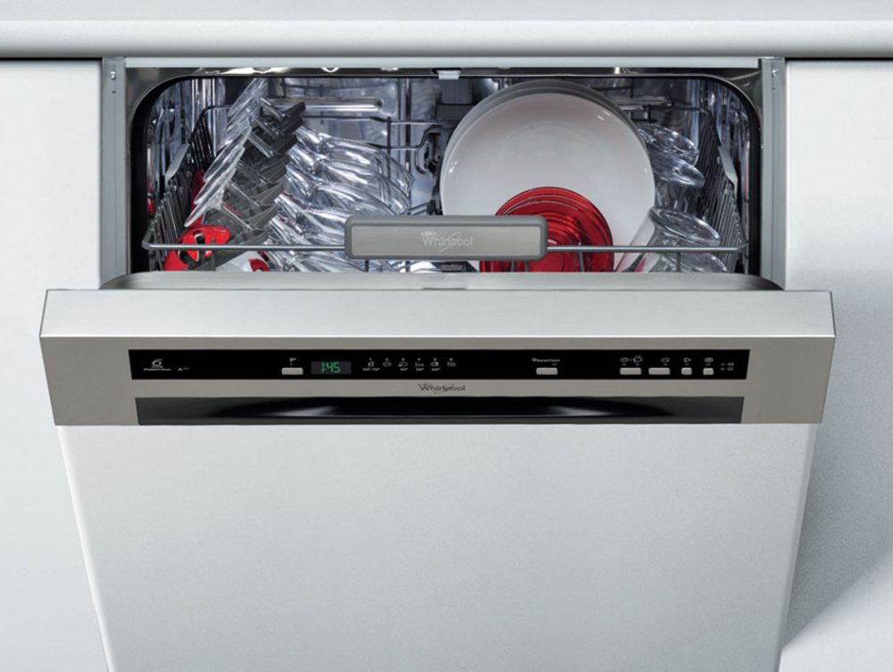 10 cose che puoi lavare in lavastoviglie (oltre ai piatti!)