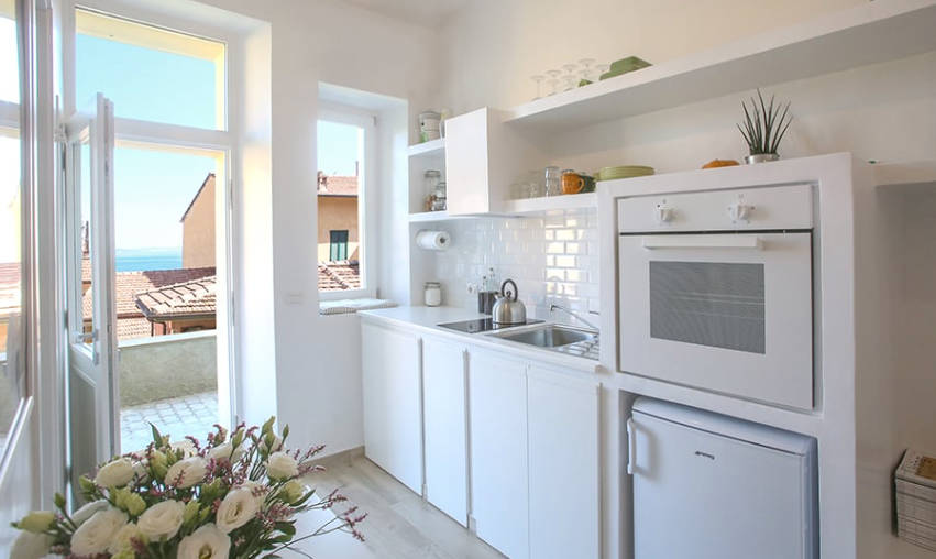 Idee per sfruttare lo spazio in una mini casa