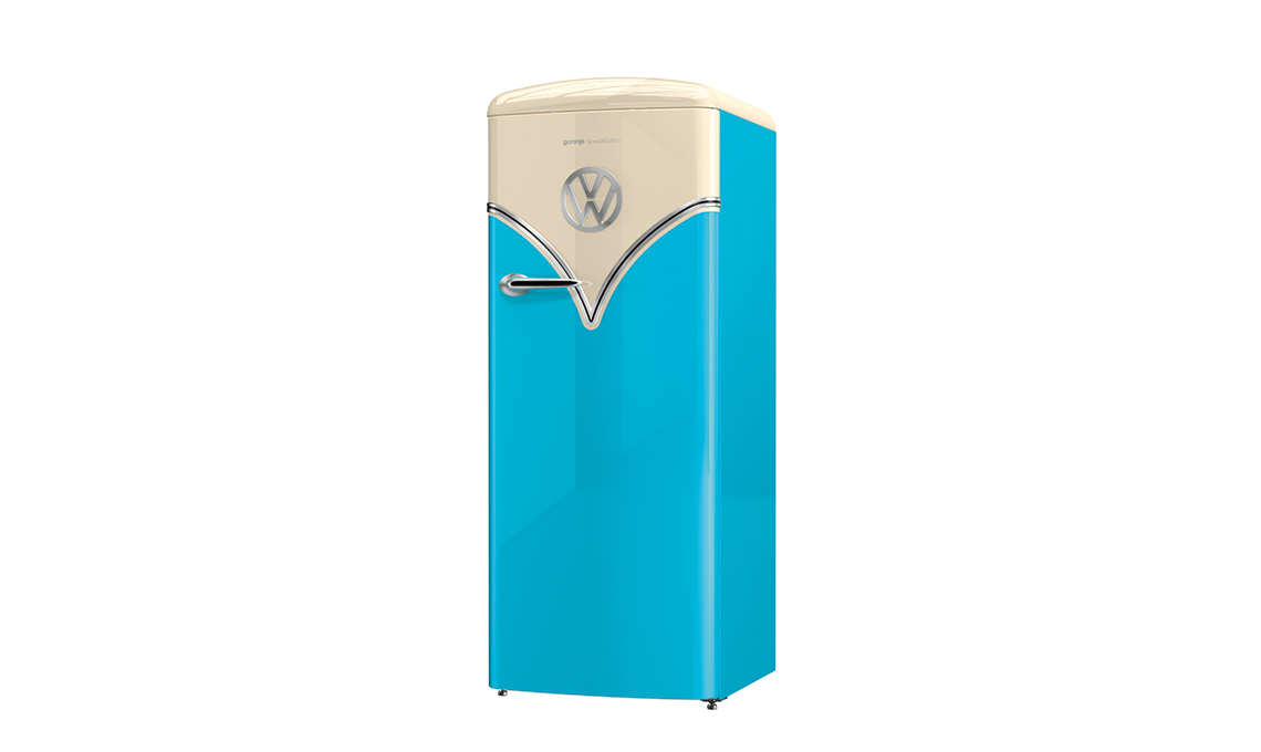 frigorifero azzurro anni '50