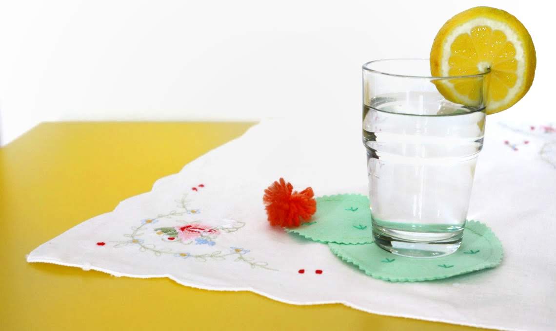 Set Sottobicchieri A Forma Di Cactus: 6 Pezzi Colorati Con Vaso Portatutto, Originale Regalo Da Tavola