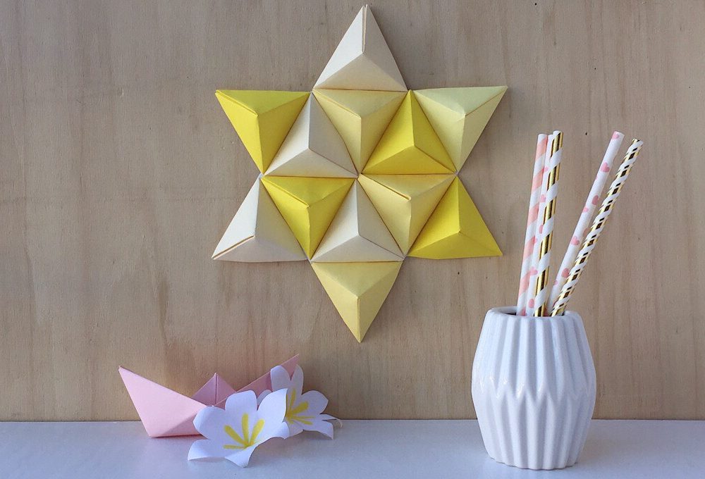 Come fare una stella con piramidi origami