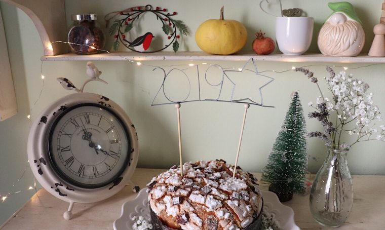 Come realizzare un top cake per festeggiare l’anno nuovo