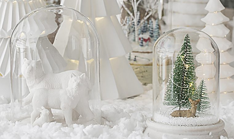 Natale: decorare con le campane di vetro
