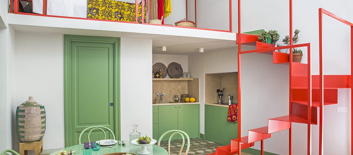 Cuba e Sicilia si incontrano nelle mini-case dai toni vitaminici