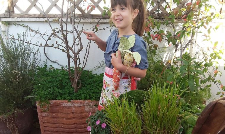 Come realizzare un grembiule da giardinaggio per bambini
