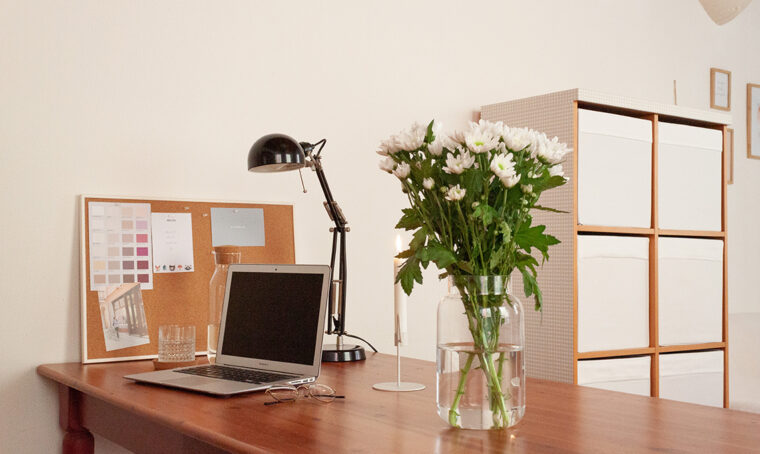 Uno studio per due: come ricavare lo spazio in una mini casa
