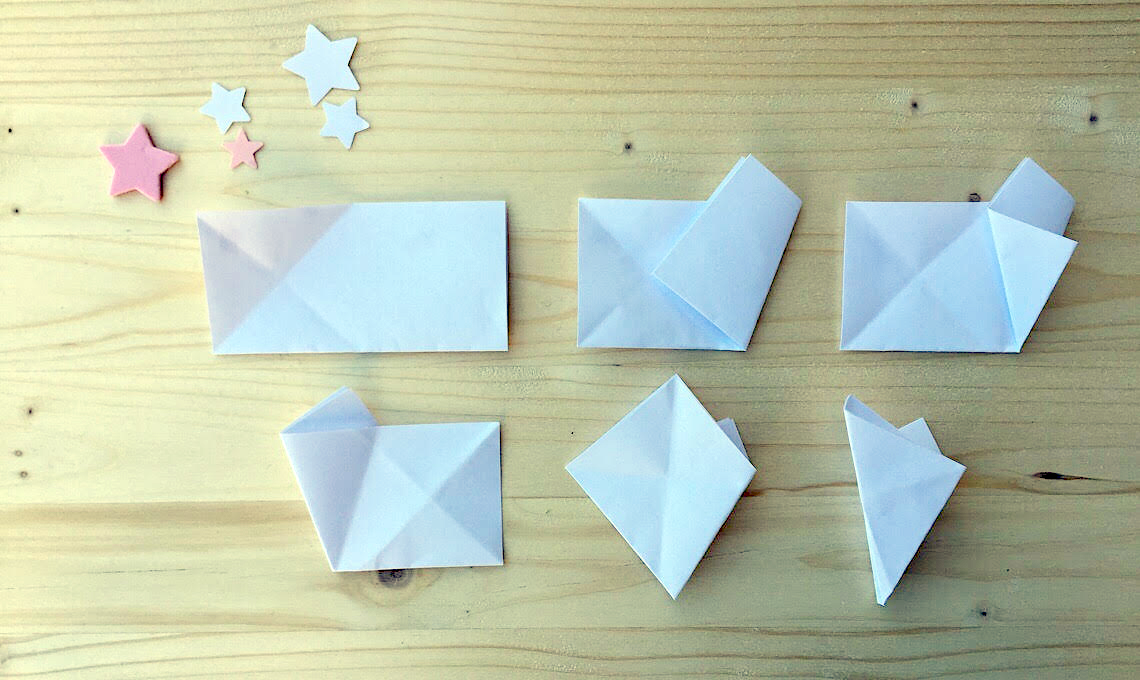 Decora I Pacchetti Regalo Con Una Stella Di Natale Origami Casafacile