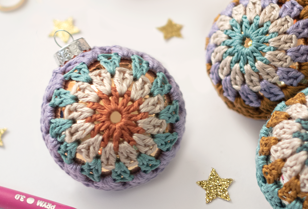 Realizza le sfere natalizie crochet