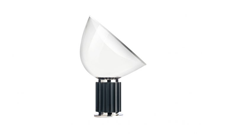 Icone del design: la lampada da tavolo Taccia di Flos