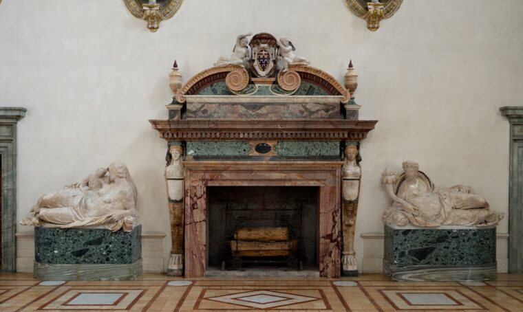 Palazzo Farnese torna a splendere grazie ai restauri di Palazzetti e Fondaco Italia