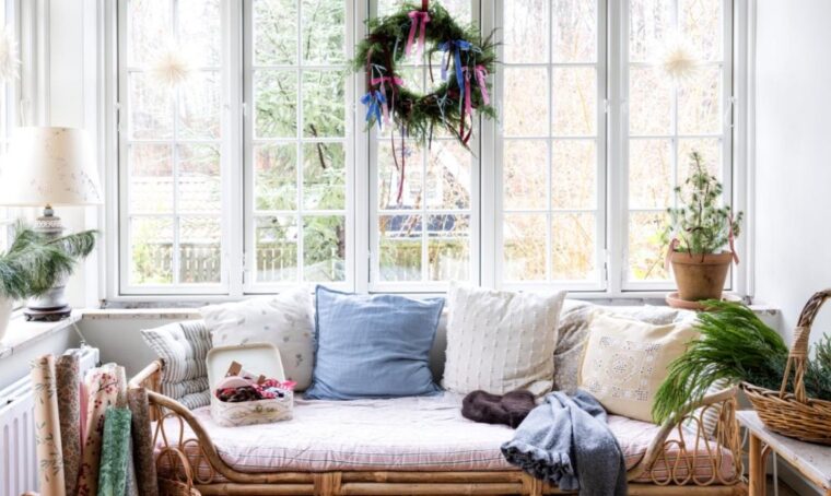 Nella villa danese, decori pastello fai-da-te per addobbare anche case piccole