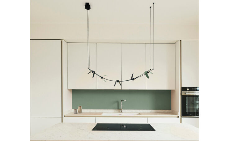 Punto Luce: Ali di Luce di Olivelab