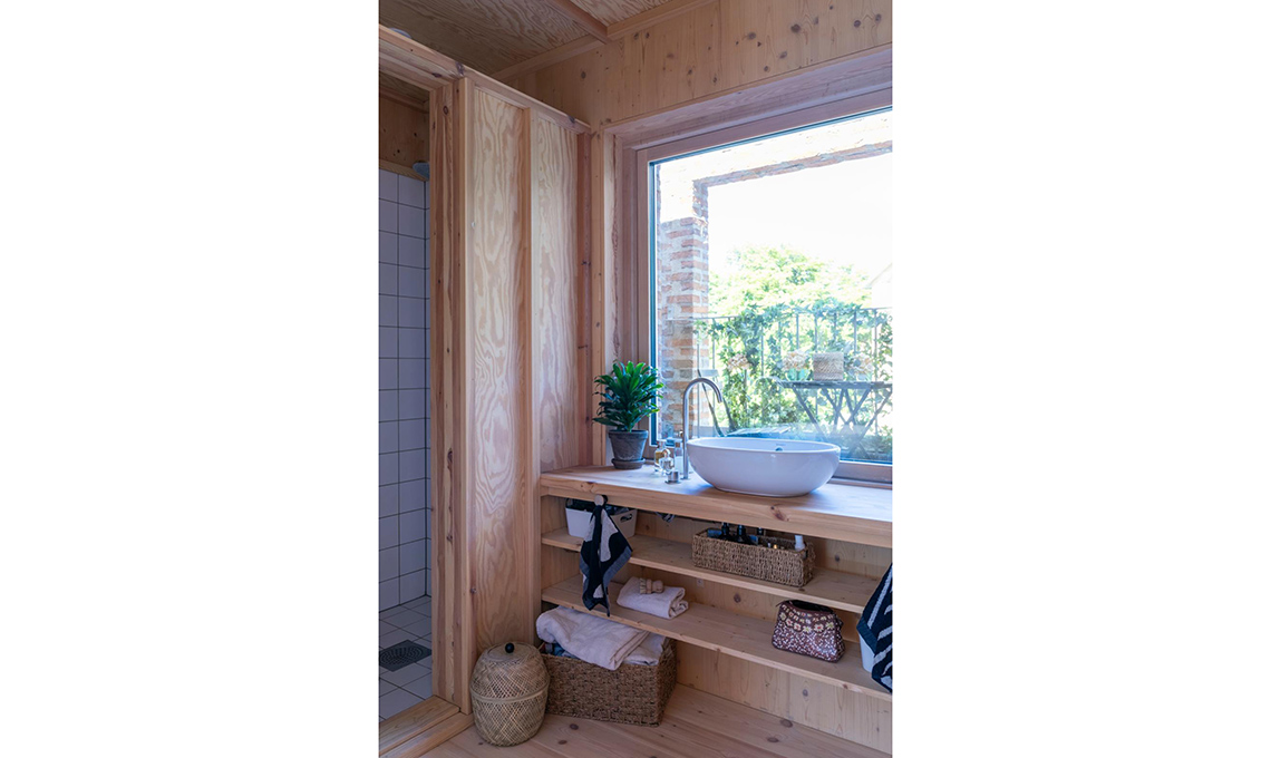 bagno legno naturale