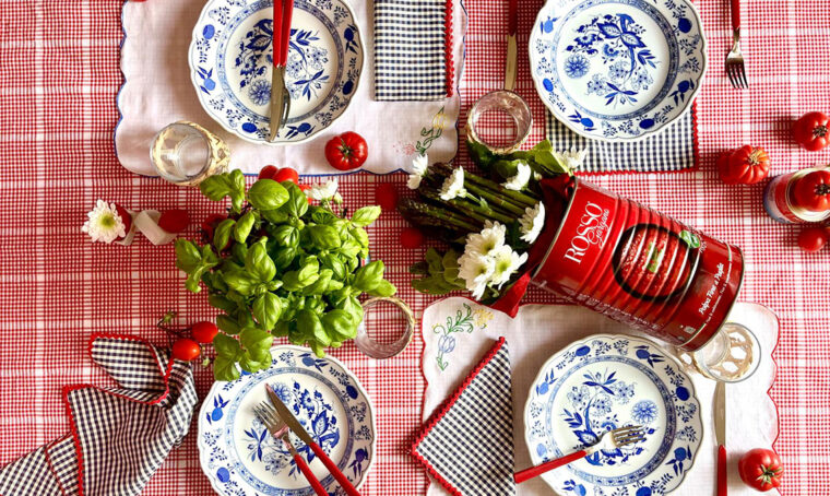 Una tavola apparecchiata all’italiana
