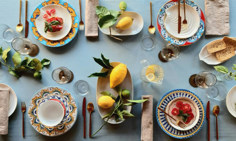 Apparecchiare la tavola in stile mediterraneo